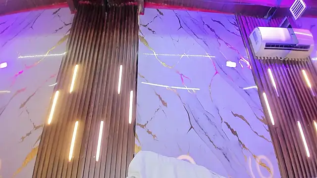 VictoriaDuart's cam snapshot