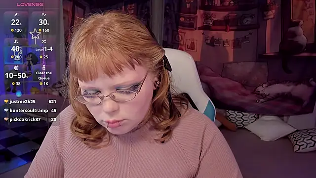 LottieReed's cam snapshot