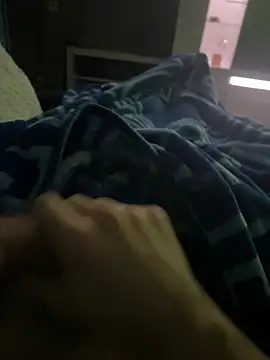 groschibre40100 live sex cam