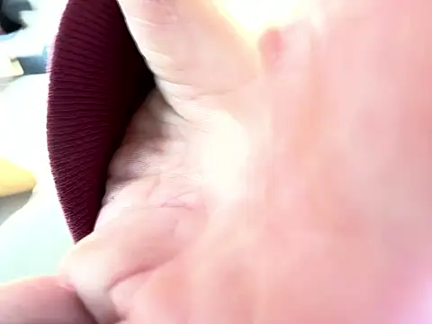 crashnasty's cam snapshot