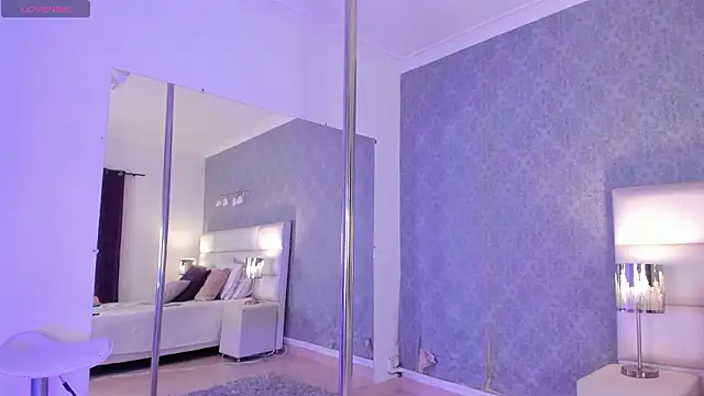 Celeste_Amber's cam snapshot