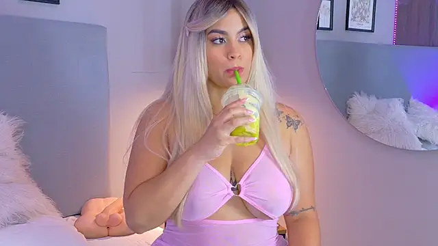 AlynAllen's cam snapshot