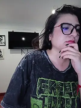 ahrianabluff's cam snapshot