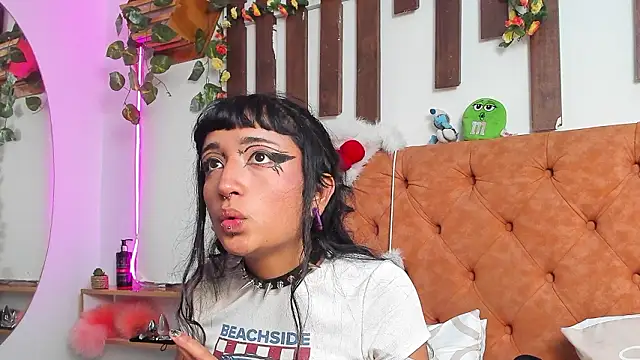 MeowMota_'s cam snapshot