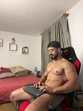 Ezzio_Scolaro's cam snapshot