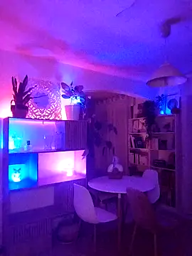 Luna_Kitanna live sex cam