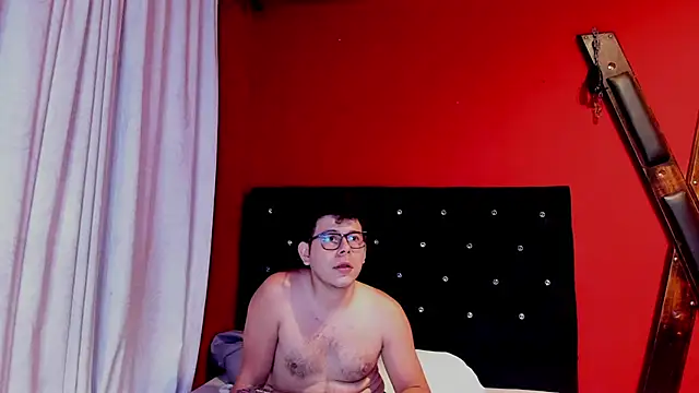 JustiinJazmin live sex cam