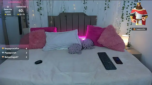 Nina_curves's cam snapshot