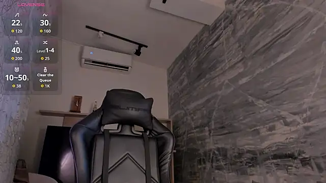 LunaBaker-1 live sex cam