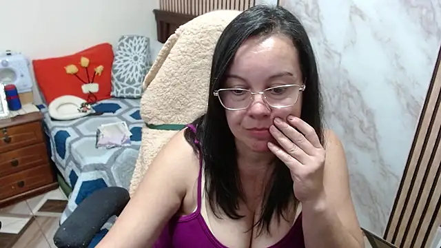 Sonialorens_'s cam snapshot