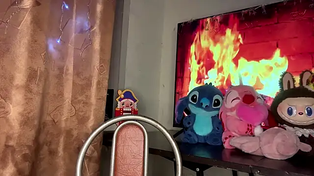 Ellyy_ly's cam snapshot