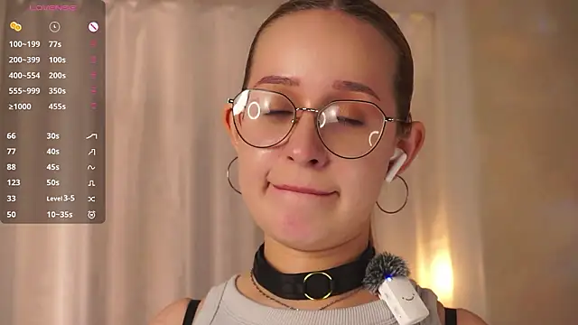 SallyDeniken's cam snapshot