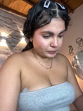 Yassy_vazquez's cam snapshot