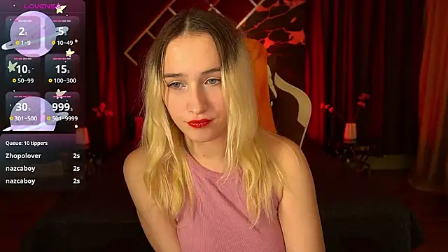 LilElfie's cam snapshot