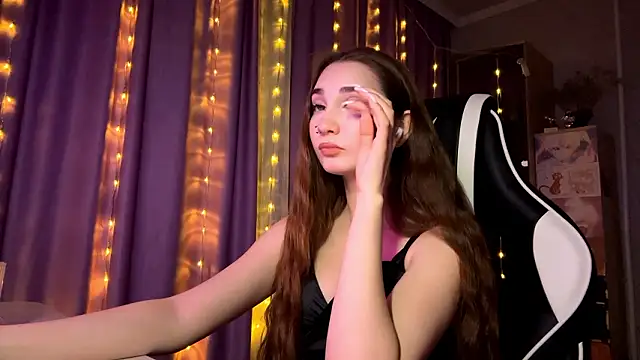 HollyPaw's cam snapshot