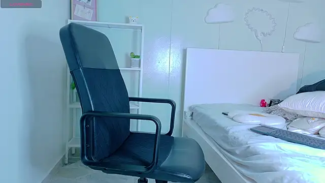 SeleneGibson__'s cam snapshot