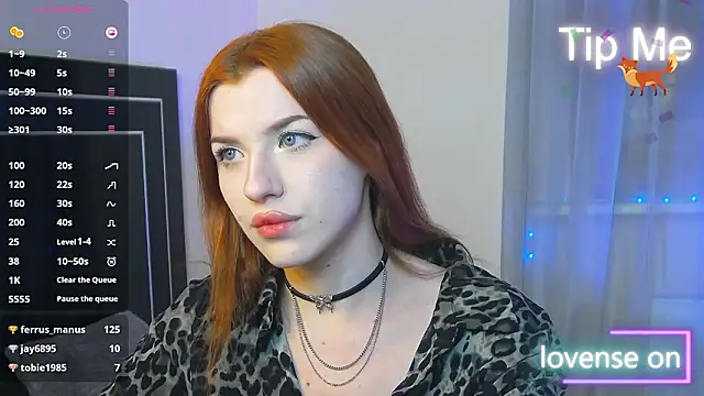 MeganNewCat's cam snapshot