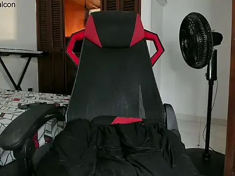 Austin_falcon's cam snapshot