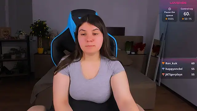 Viola__Shy's cam snapshot