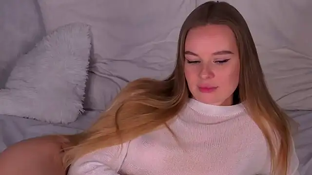 BeatriceEsmont's cam snapshot