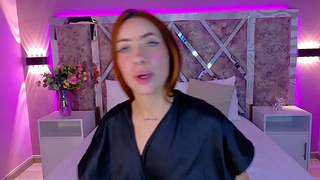 LolaGray__'s cam snapshot