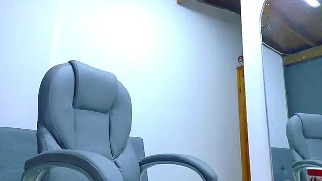 Britney_taylor_'s cam snapshot