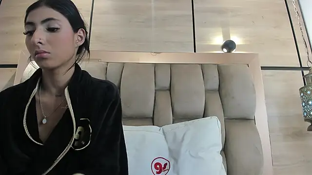 karol_lewiss live sex cam