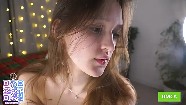 Adeles_vibes live sex cam