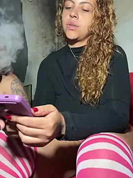 Chloe_Leaozinho live sex cam