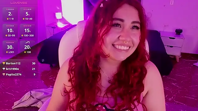 littlee_red's cam snapshot