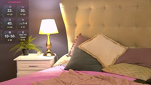 SeniGrandee live sex cam