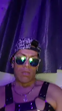 AlexxRomm live sex cam