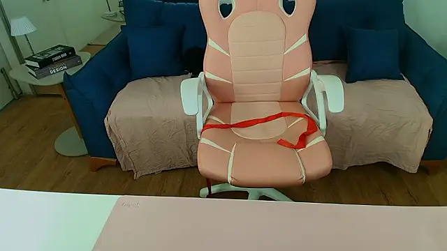 Alicia_Rice's cam snapshot