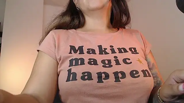 abbyjones211's cam snapshot