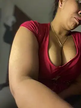 Carola-Ross live sex cam