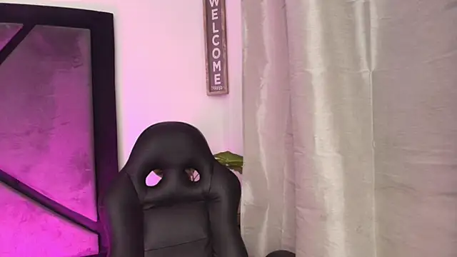 GabrielaDurann live sex cam