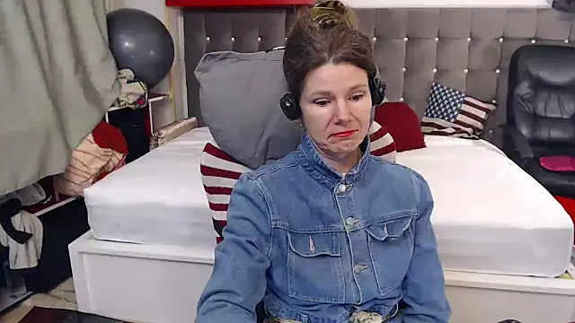 kellyterapy's cam snapshot