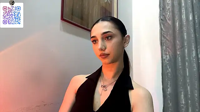 LinaMour's cam snapshot