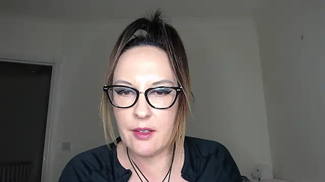 Humiliatrixxxx live sex cam