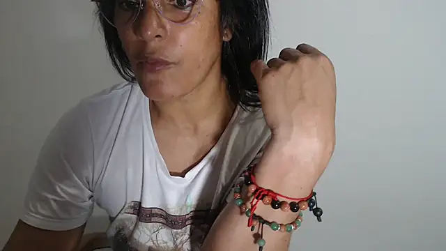 kateleyagrey live sex cam