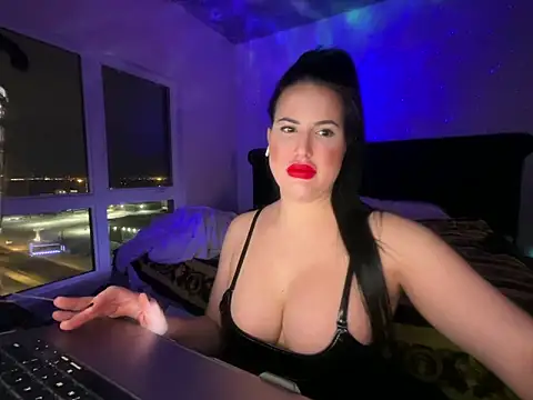 yourgoddessangela's cam snapshot