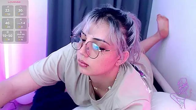 Thea_Aphros_'s cam snapshot