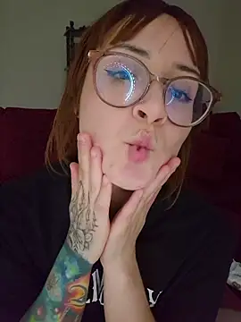 Ahrya_'s cam snapshot