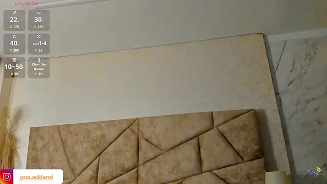 JossAckland live sex cam
