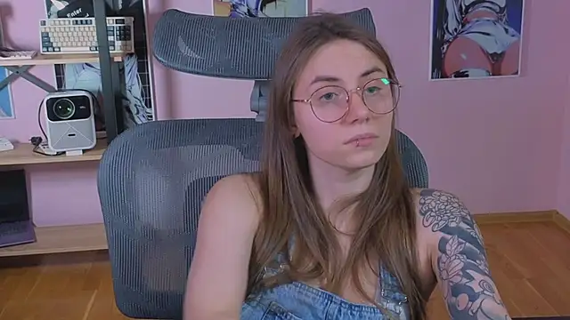 _AnnaStark_'s cam snapshot