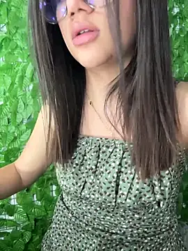 _Queen_love2's cam snapshot