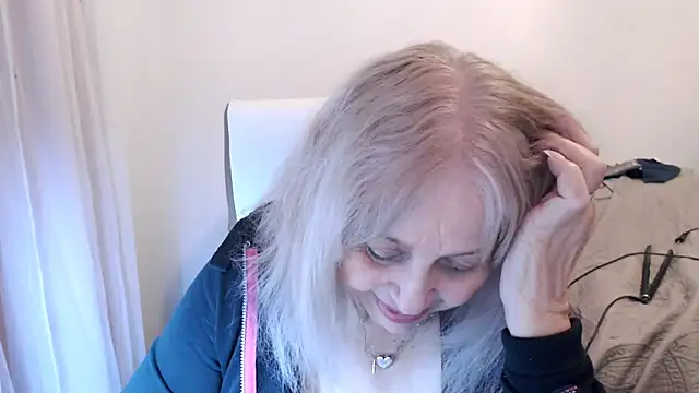 SusiLifeXXX's cam snapshot