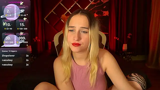 LilElfie's cam snapshot