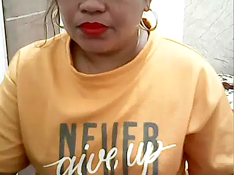 cutechubbybbwhotpinay's cam snapshot