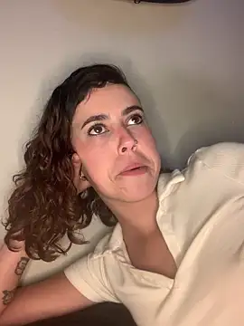 ninapellegrini17's cam snapshot